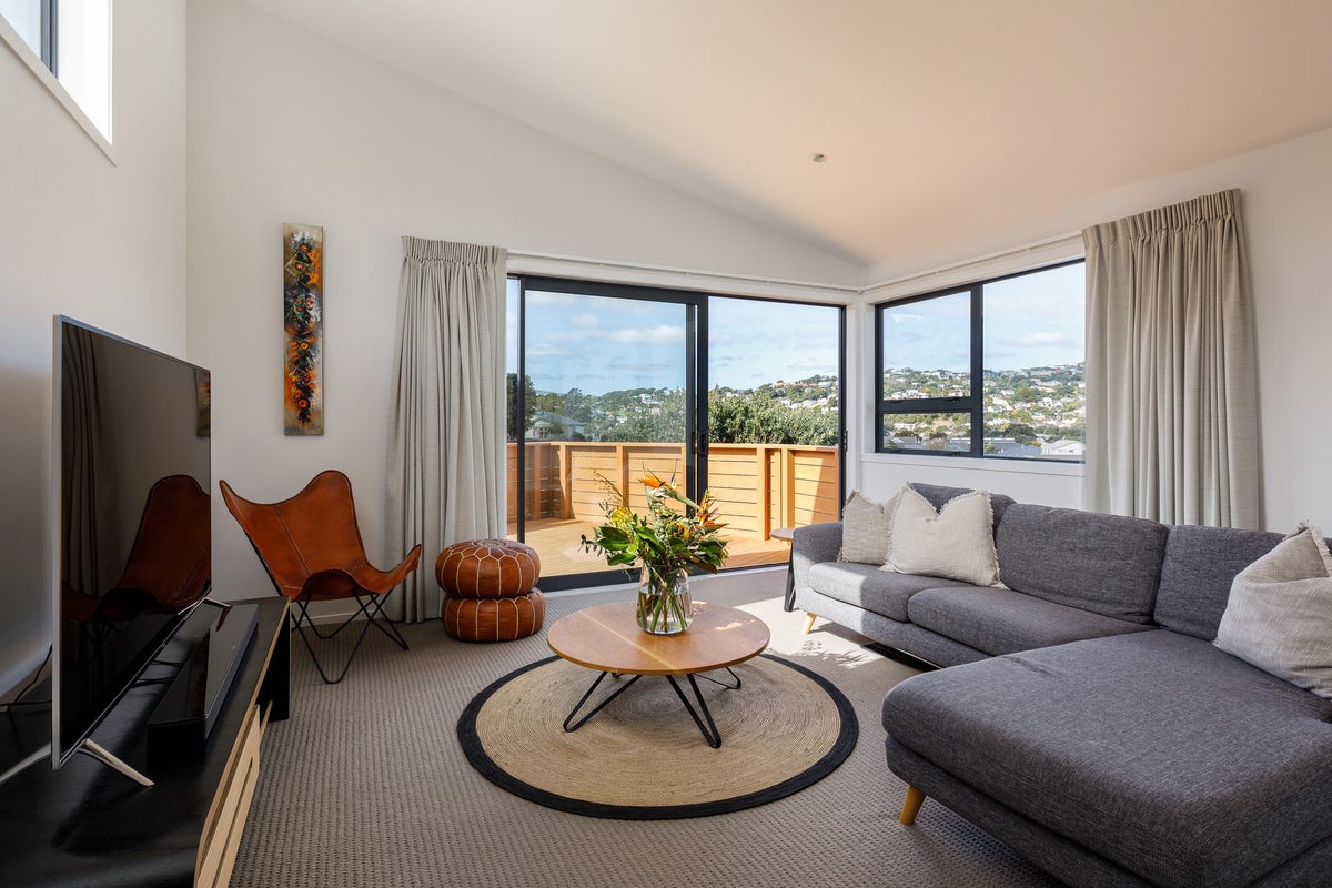 30/22 Booth Street, Miramar, Wellington - Carousel 2