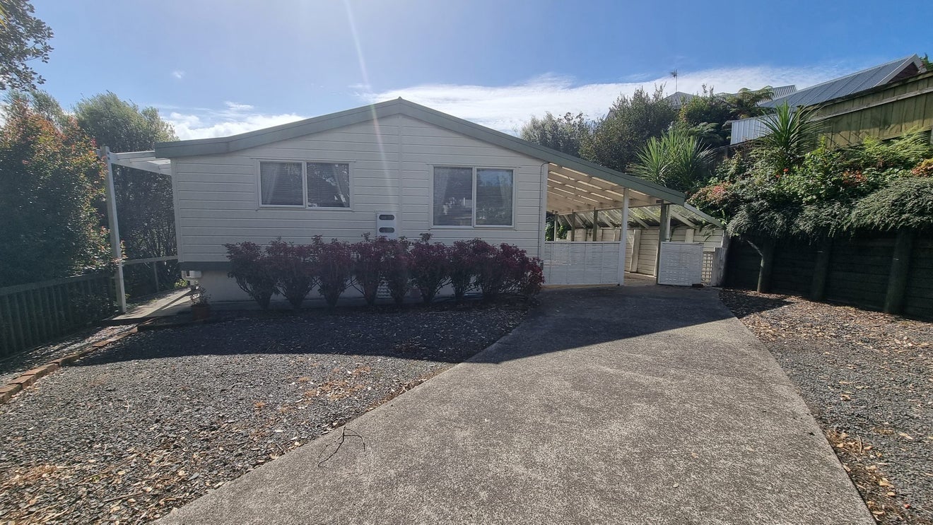 21A Rangatira Road, Birkdale, Auckland - Carousel 1