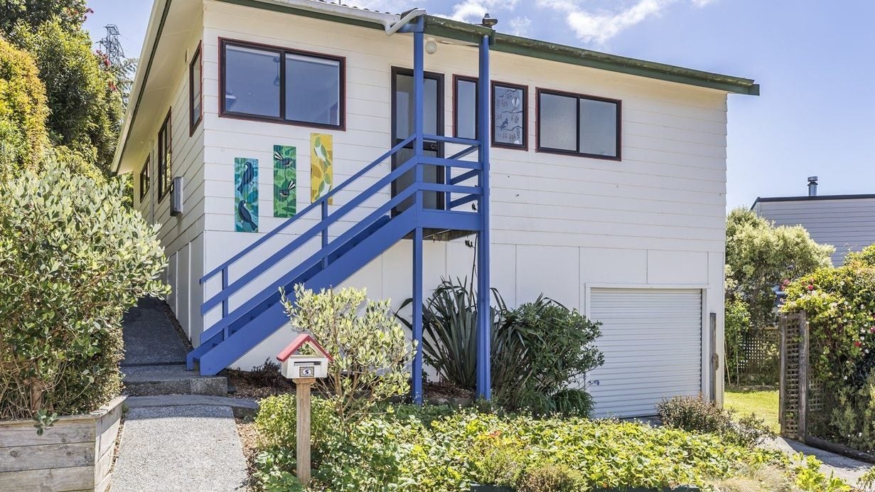 5 Kilgour Way, Crofton Downs, Wellington - Carousel 1