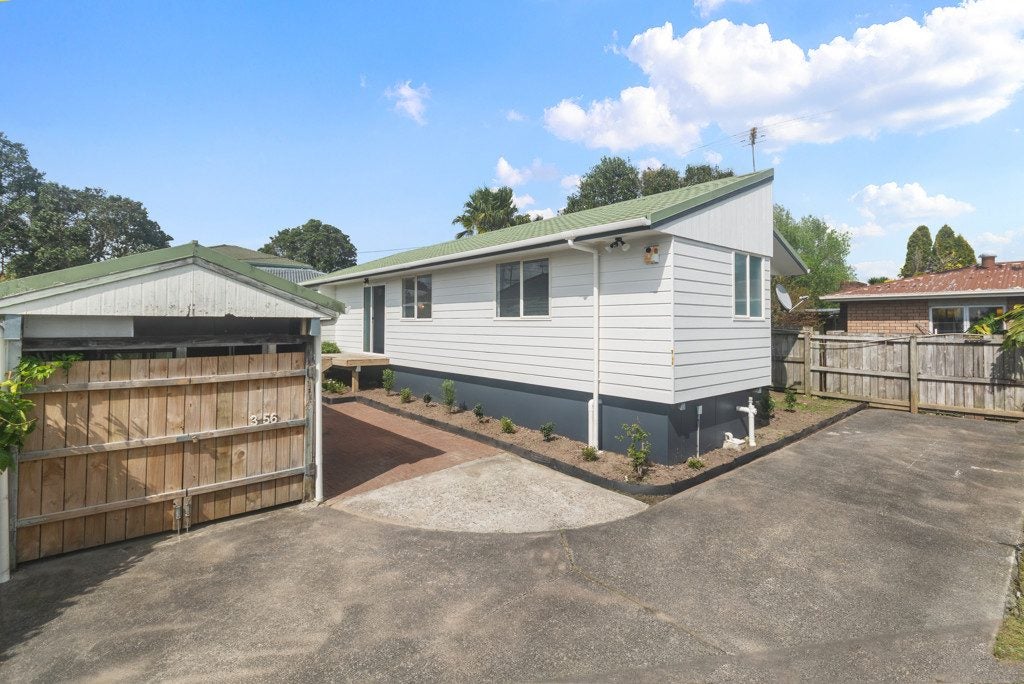 3/56 Flanshaw Road, Te Atatu South, Auckland - Carousel 11