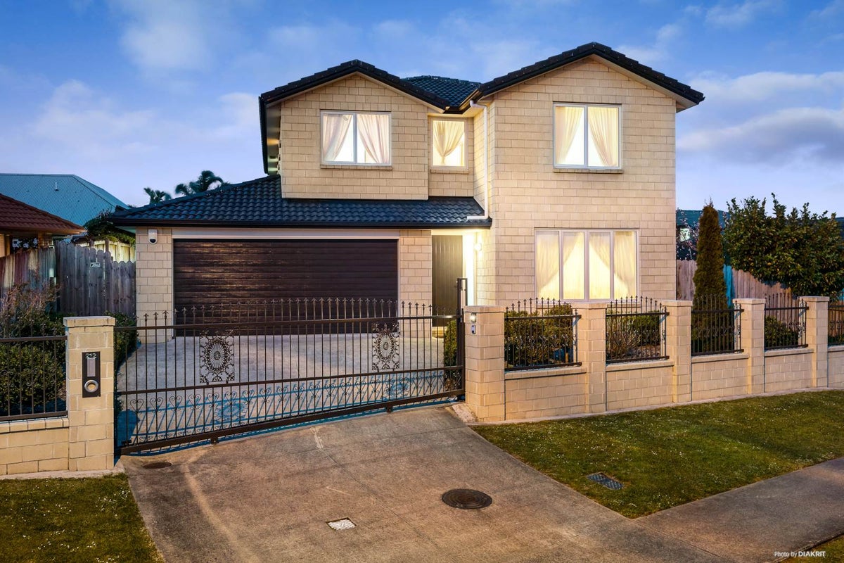 212 Hill Road, The Gardens, Auckland - Carousel 2