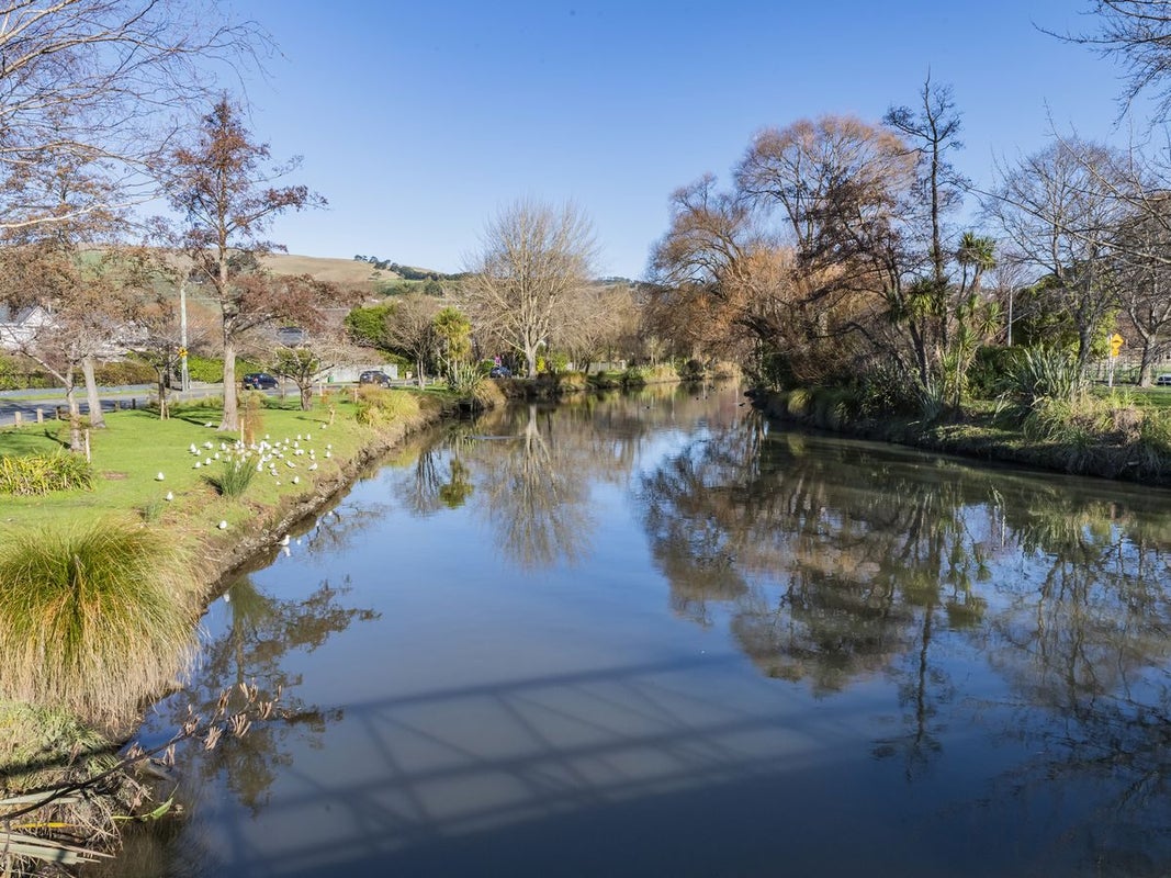 11 Aynsley Terrace, Hillsborough, Christchurch - Carousel 50