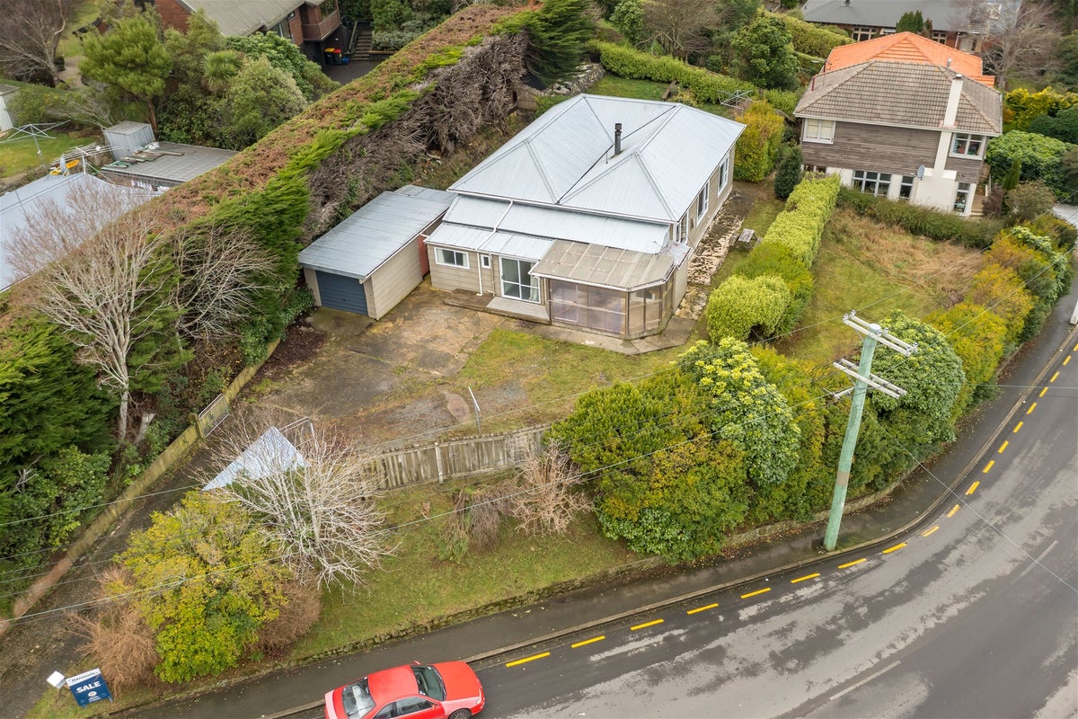 115 Kenmure Road, Belleknowes, Dunedin - Carousel 1