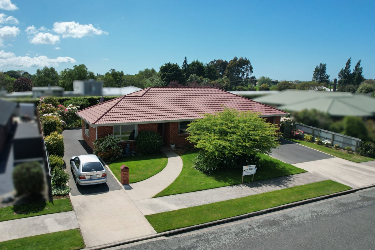 6 Hannah Place, Holmes Hill, Oamaru - Carousel 2