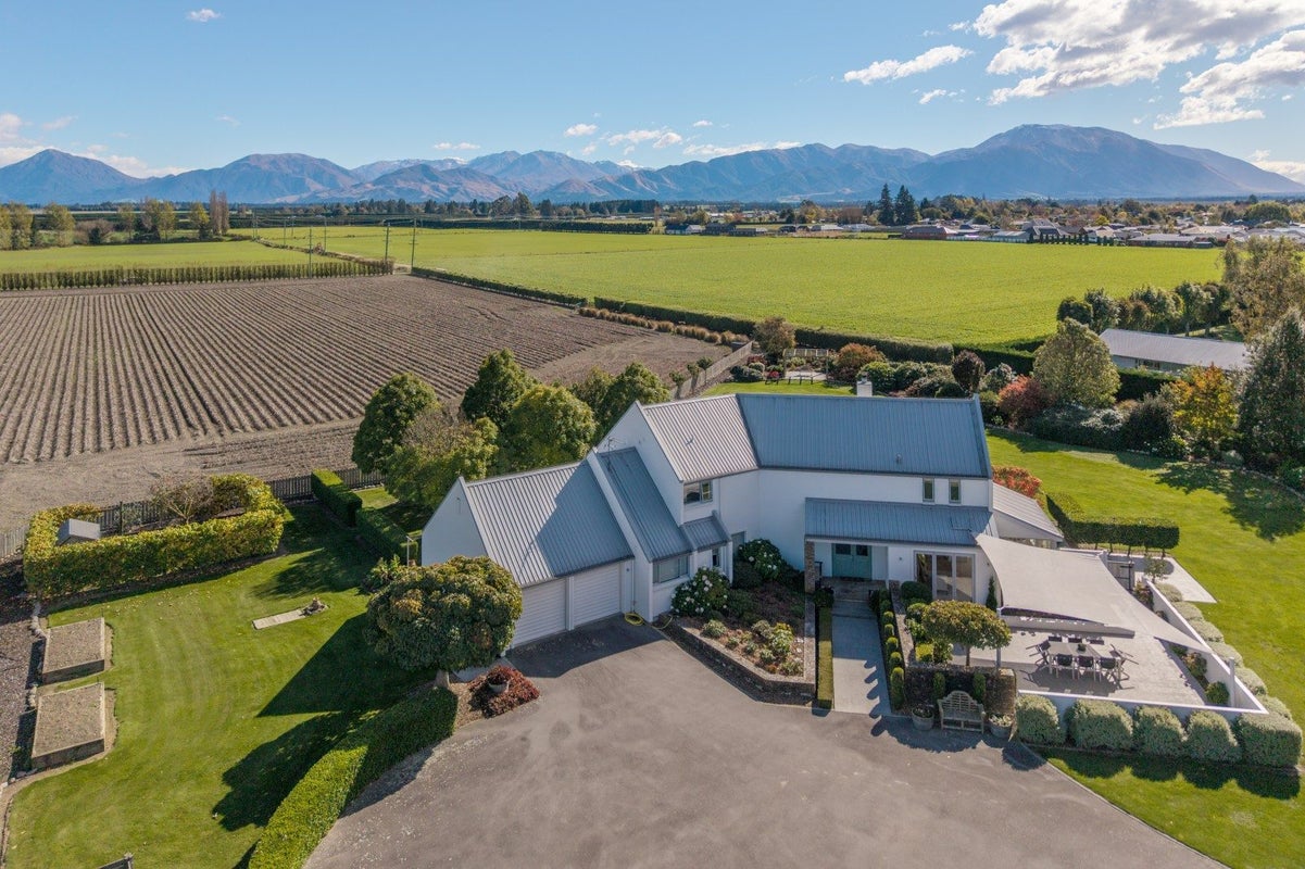 3027 Methven Highway, Methven, Ashburton - Carousel 2