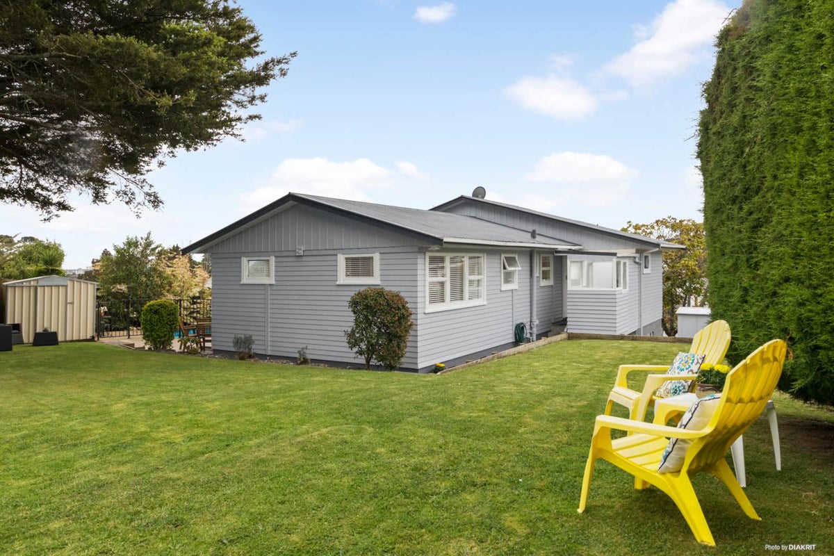 9 Jasmine Place, Blockhouse Bay, Auckland - Carousel 2