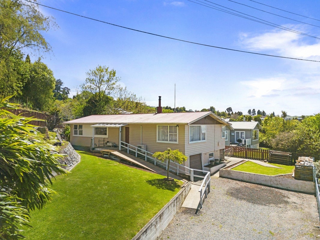 60 Kaka Road, Taihape, Taihape - Carousel 1