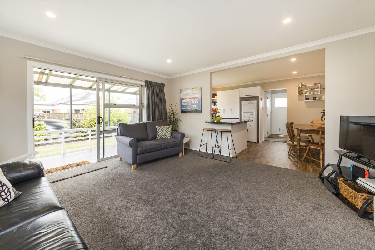 6B Purdie Place, Milson, Palmerston North - Carousel 2