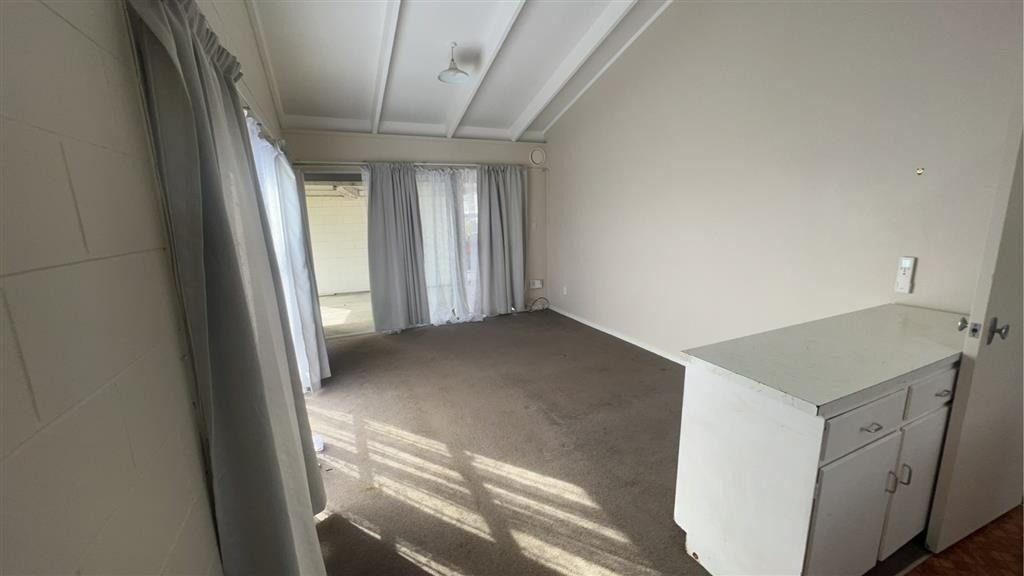 8/177 Shirley Road, Papatoetoe, Auckland - Carousel 2