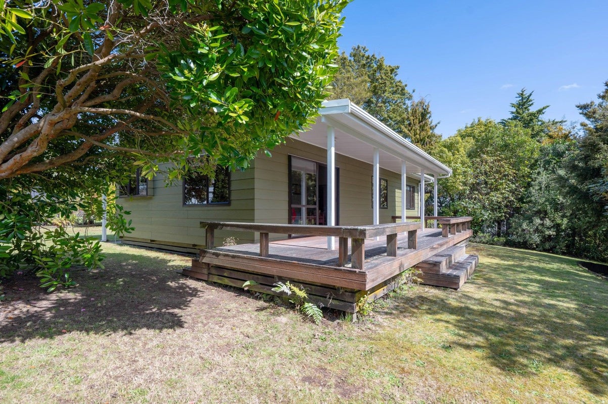 66 Kinloch Road, Kinloch, Taupo - Carousel 2