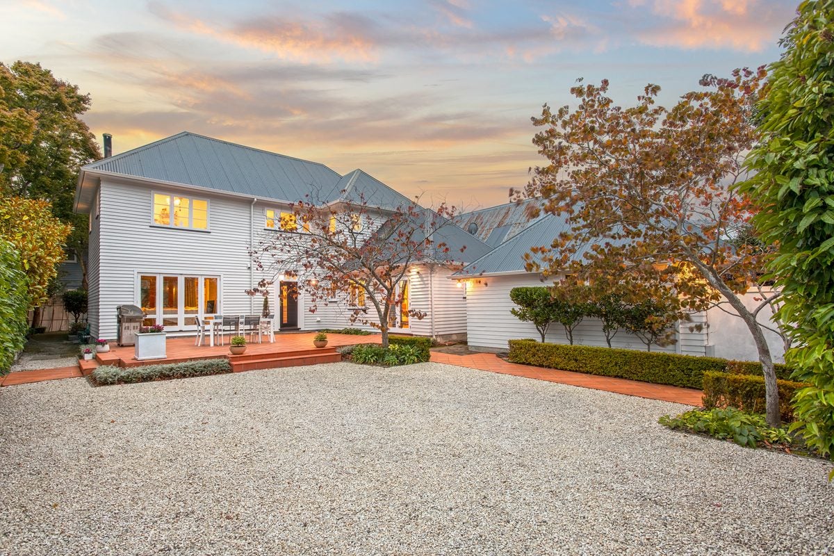 90 Murray Place, St Albans, Christchurch - Carousel 1