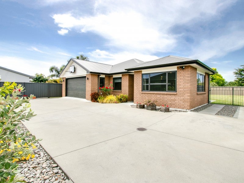 9 Lewis Way, Poraiti, Napier - Carousel 1