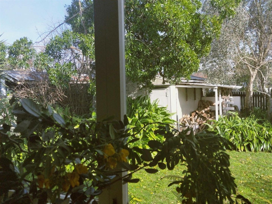 2 North Road, The Wood, Nelson - Carousel 14