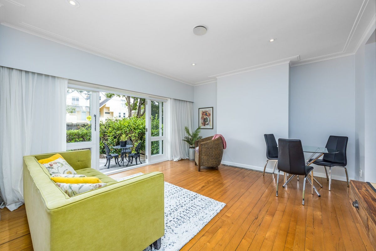 3/2 Atkin Avenue, Mission Bay, Auckland - Carousel 2