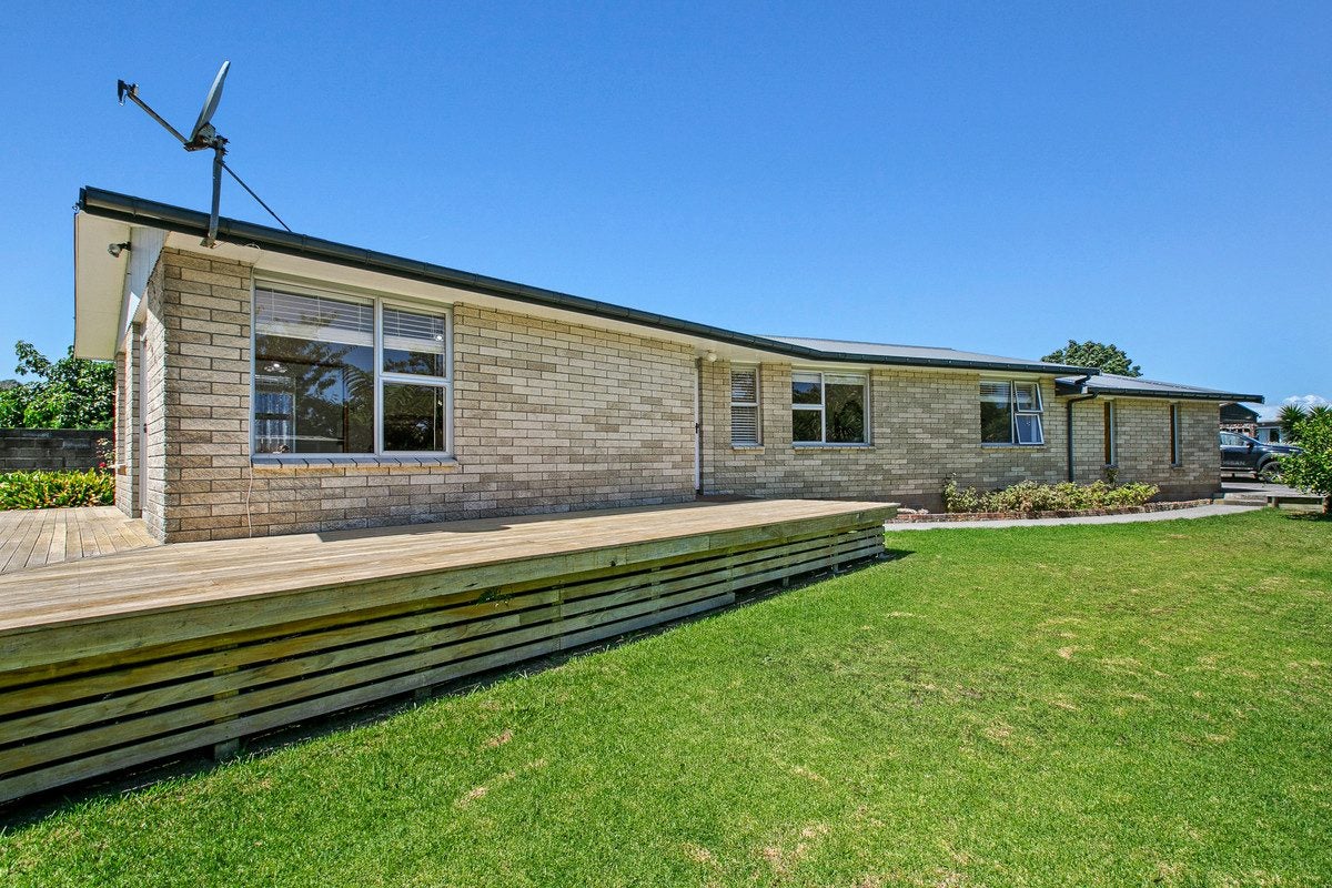 35 Lantana Avenue, Bell Block, New Plymouth - Carousel 1
