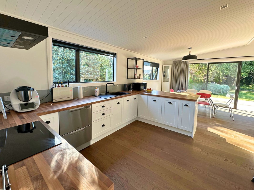 94 Rowley Crescent, Grovetown, Blenheim - Carousel 1