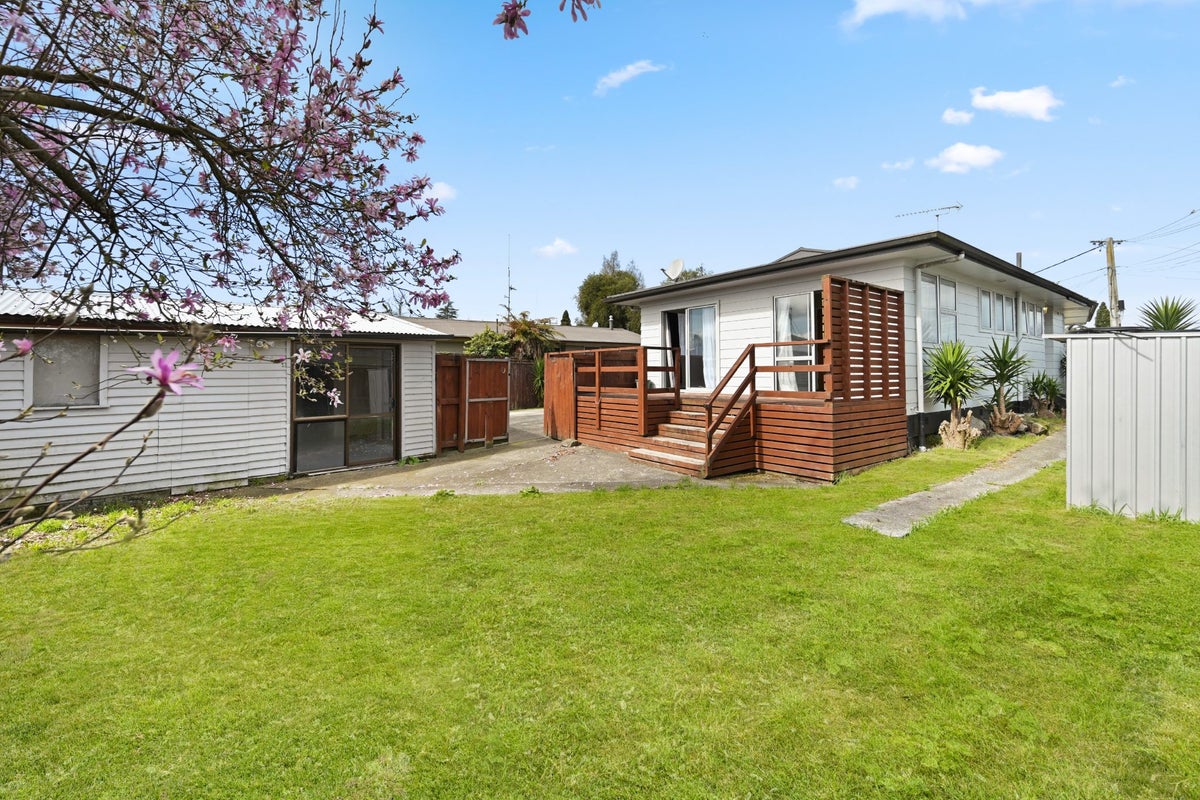 14 Filmer Place, Melville, Hamilton - Carousel 17