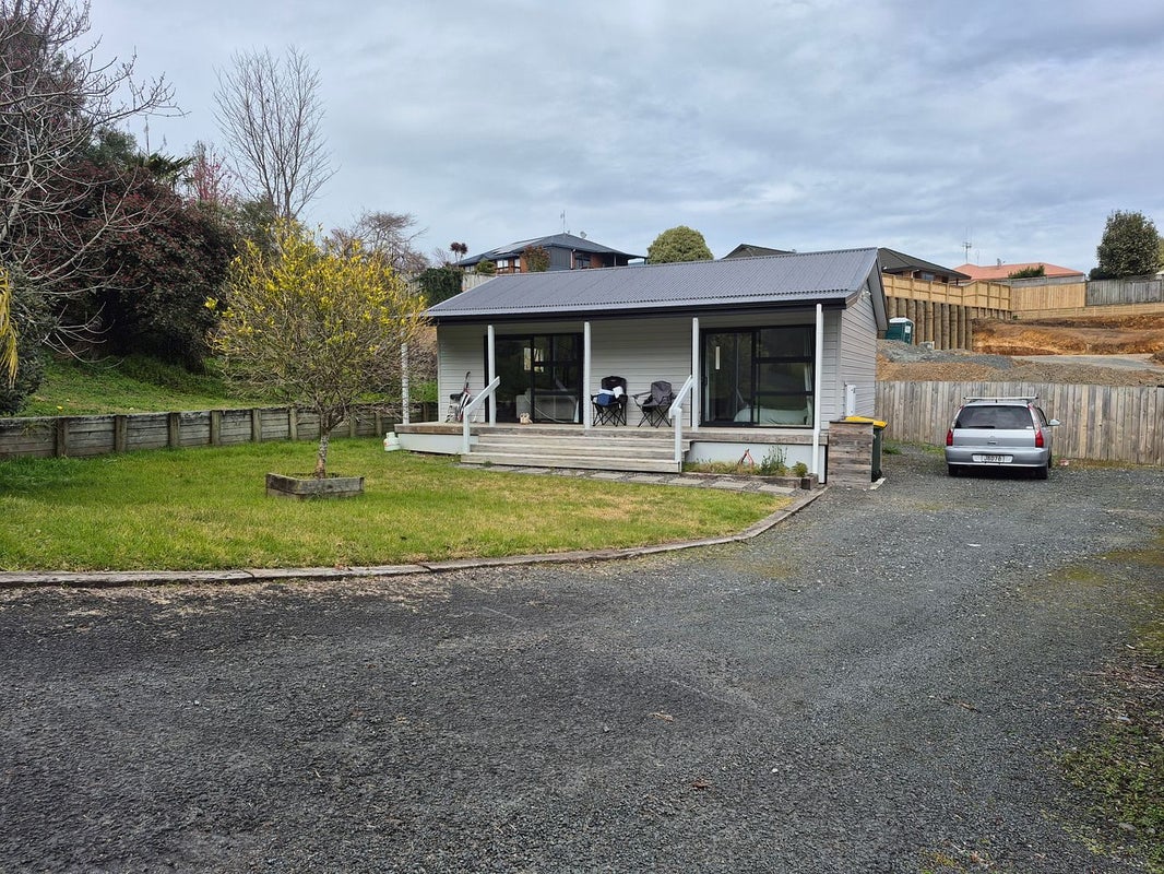 19B Rosehill Place, Nawton, Hamilton - Carousel 2