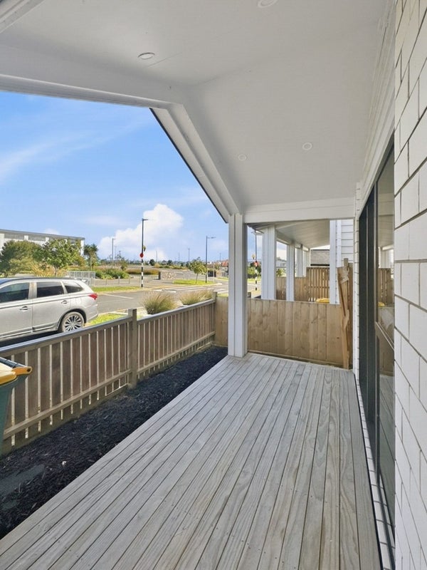 20 Rorotu Avenue, Karaka, Papakura - Carousel 2