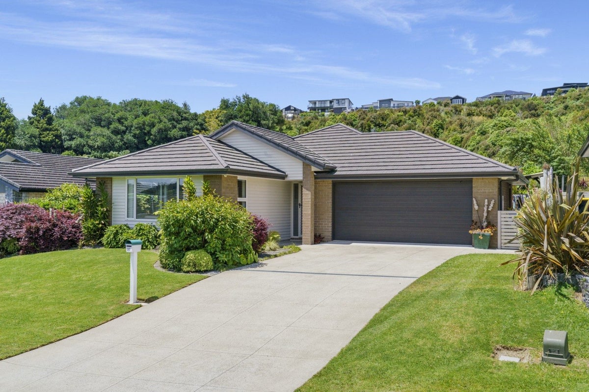 37 Rochfort Crescent, Pyes Pa, Tauranga - Carousel 21