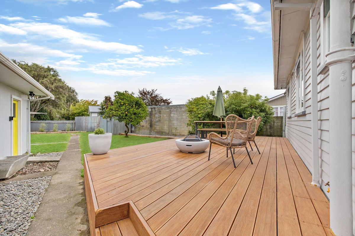 54 Wakefield Street, Whanganui East, Whanganui - Carousel 2