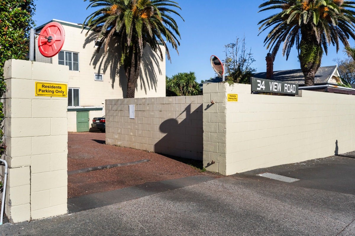 26/34 View Road, Mount Eden, Auckland - Carousel 13