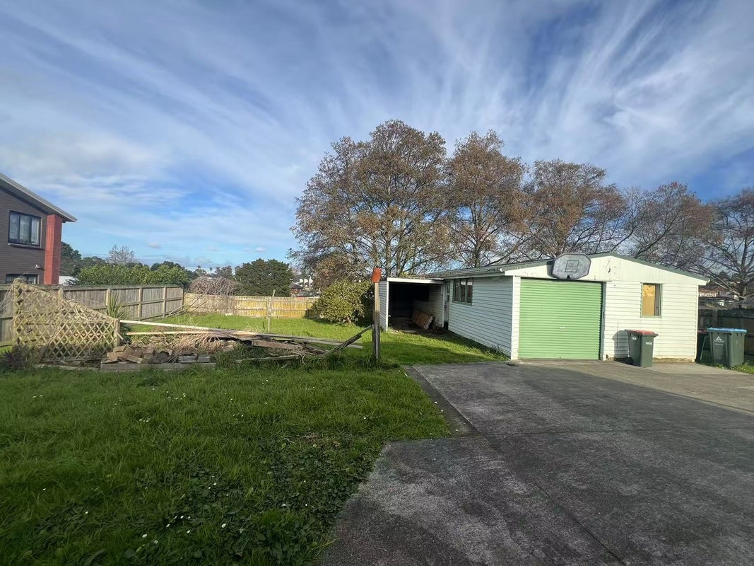61 Torino Street, Point England, Auckland - Carousel 12