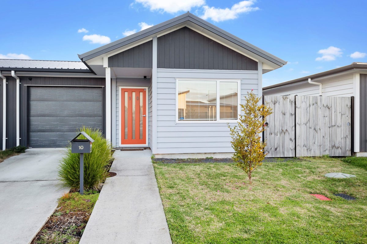 10 Kapowai Boulevard, Takanini, Auckland - Carousel 1
