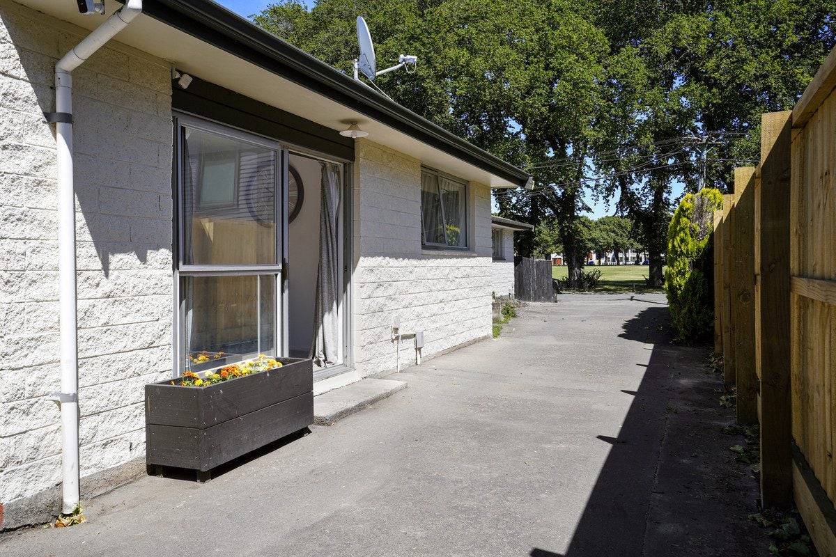 3/232 Wilsons Road, Waltham, Christchurch - Carousel 1