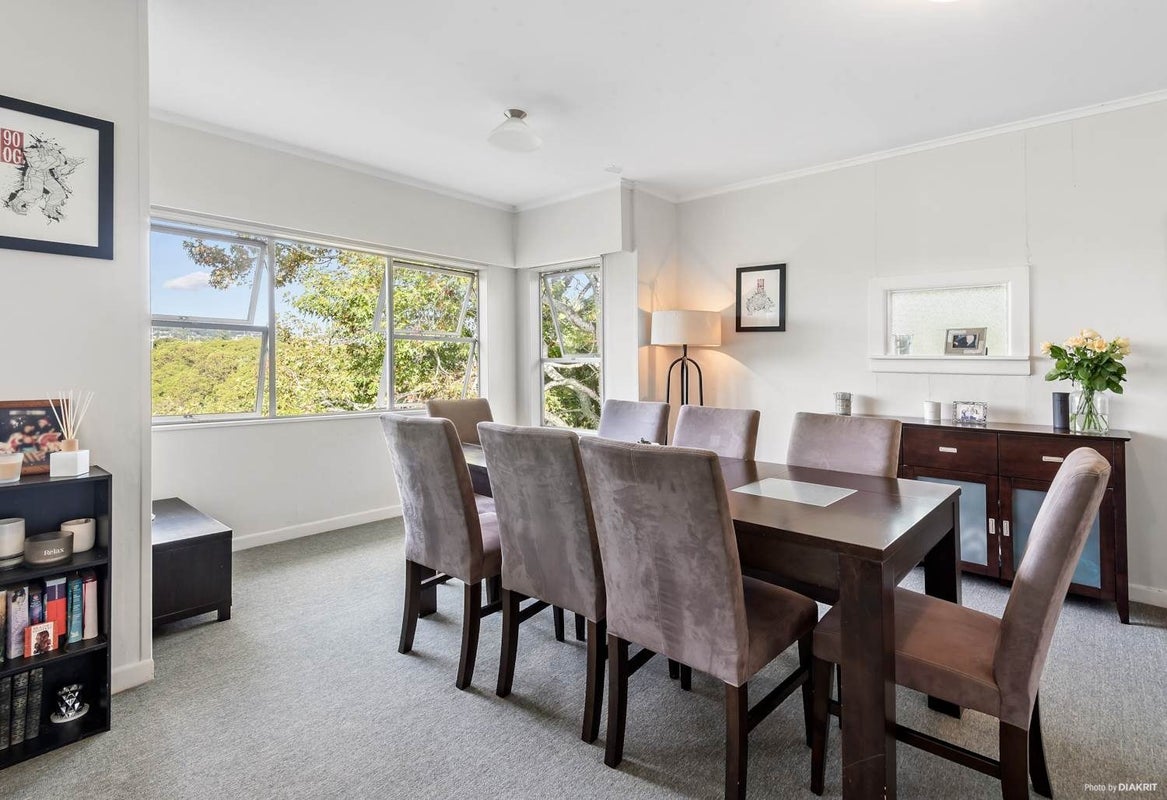 1592 Great North Road, Waterview, Auckland - Carousel 2