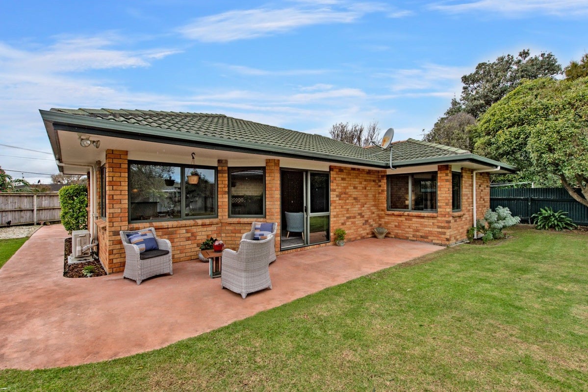 44 Te Moana Road, Waikanae Beach, Waikanae - Carousel 2