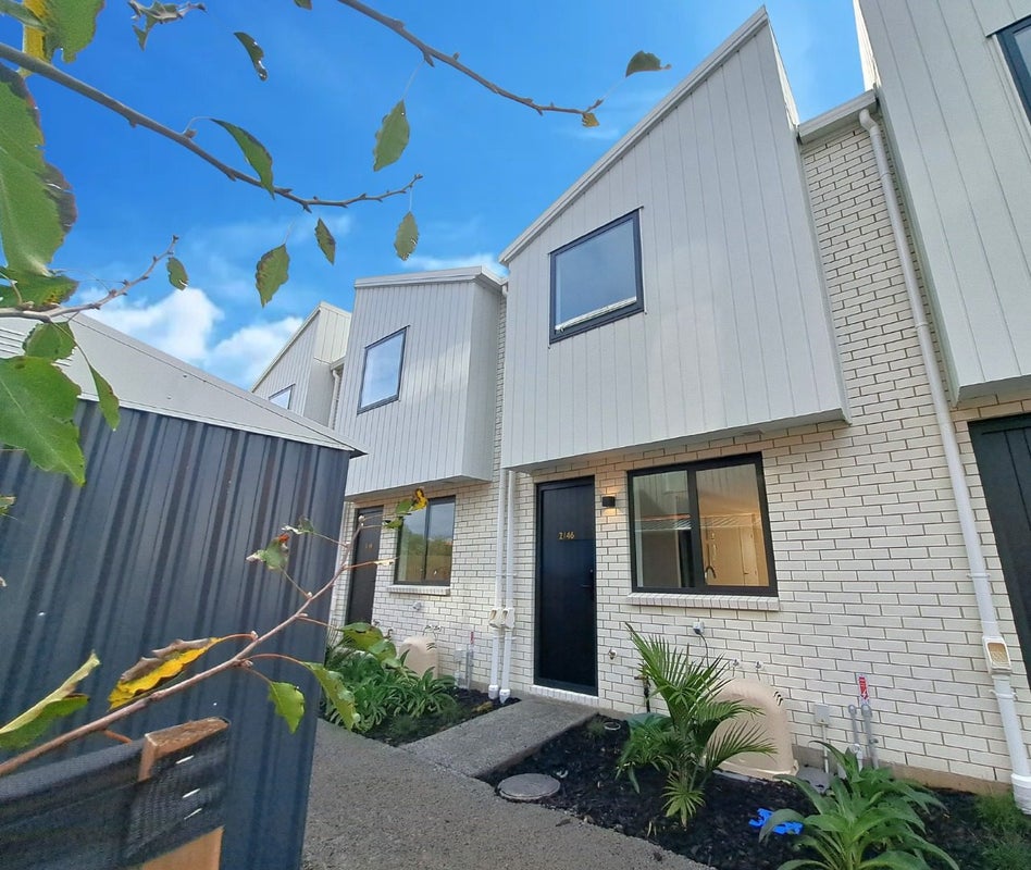 2/46 Normandy Place, Henderson, Auckland - Carousel 10