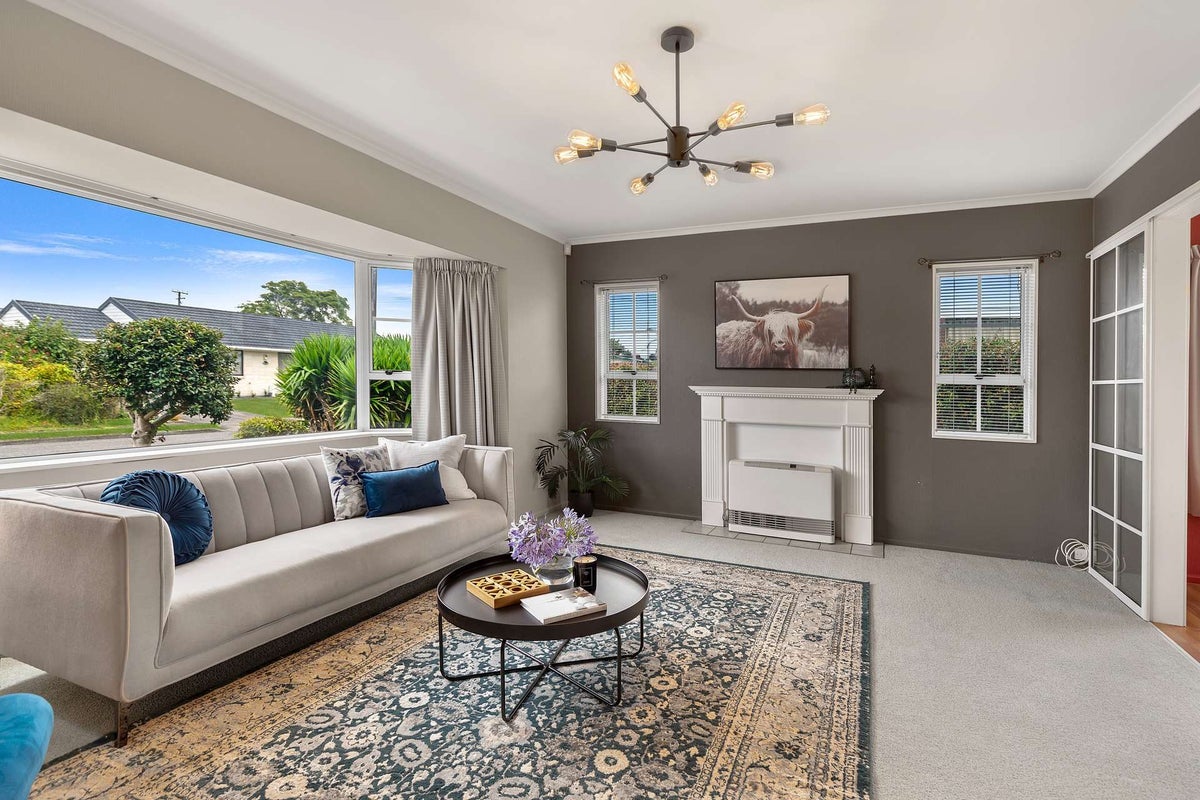 3 Hampton Place, Springvale, Whanganui - Carousel 2
