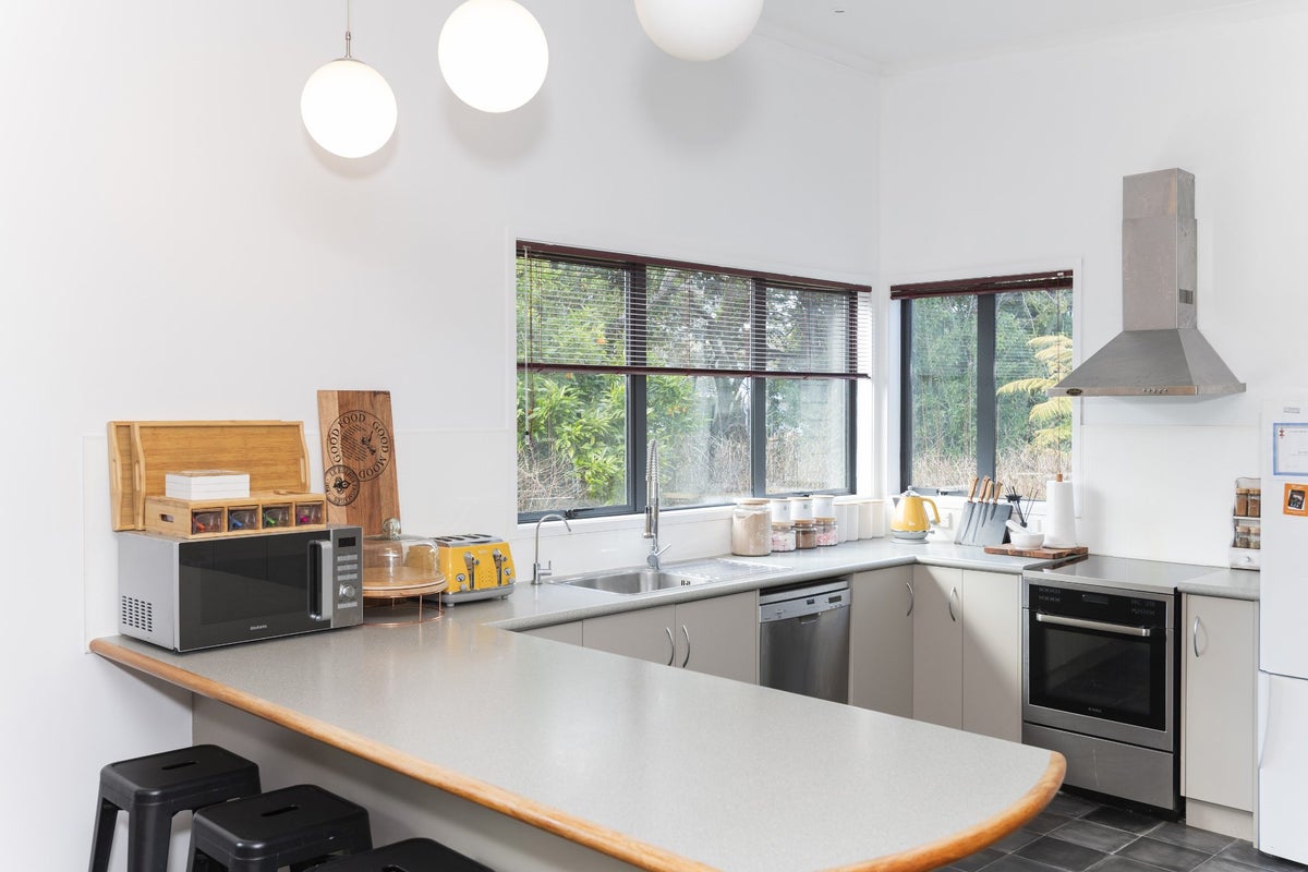 225 Stout Street, Mangapapa, Gisborne - Carousel 2