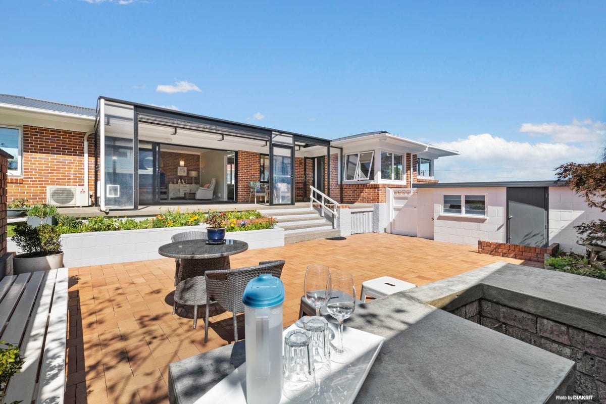 41 VIEW Road, Waiuku, Auckland - Carousel 1