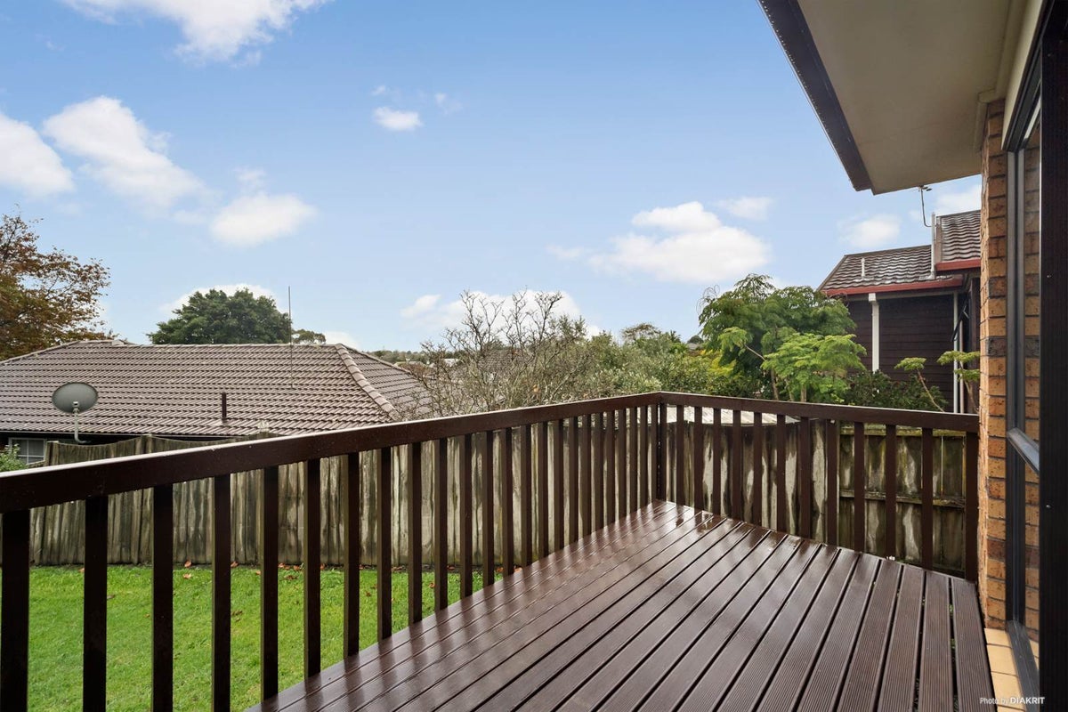 1/51 Cromdale Avenue, Highland Park, Auckland - Carousel 2