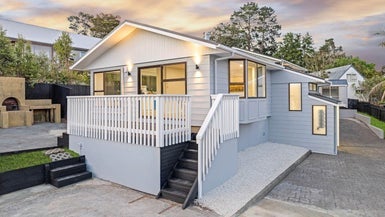 13 Annison Avenue, Glen Eden, Auckland - Carousel 1