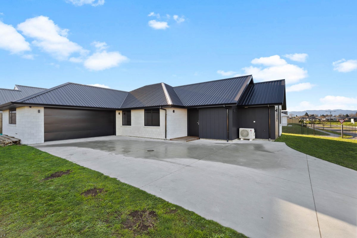 18 Buxton Crescent, Matamata, Matamata - Carousel 2