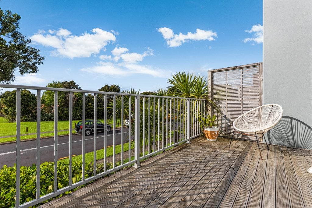 64/7 Kelvin Hart Drive, East Tamaki, Auckland - Carousel 1