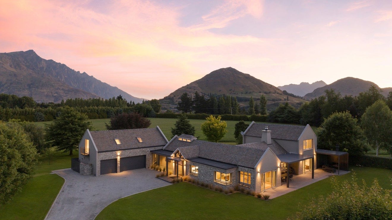 3/188 Domain Road, Dalefield, Queenstown-Lakes, Otago - Carousel 1