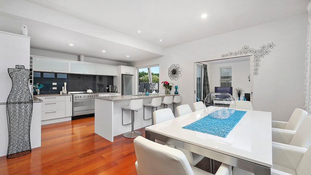 27 Globe Bay Drive, Templeton, Christchurch - Carousel 2
