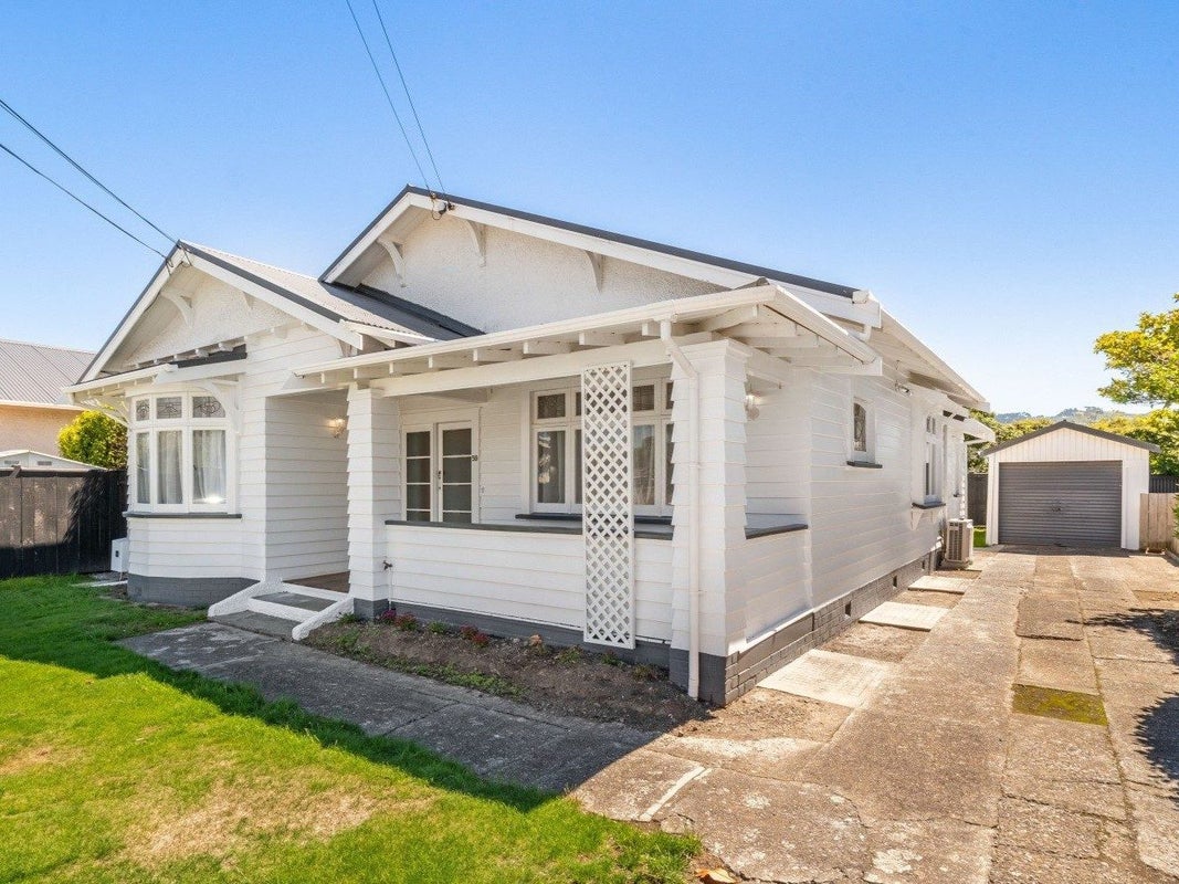 59 William Street, Petone, Lower Hutt - Carousel 1