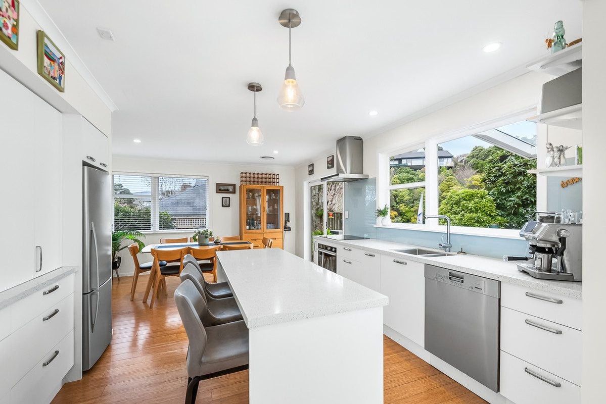 3 Ashdown Way, Silverstream, Upper Hutt - Carousel 2