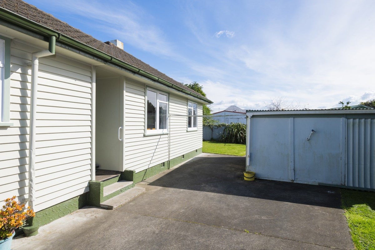 7 Kauri Street, Elgin, Gisborne - Carousel 2