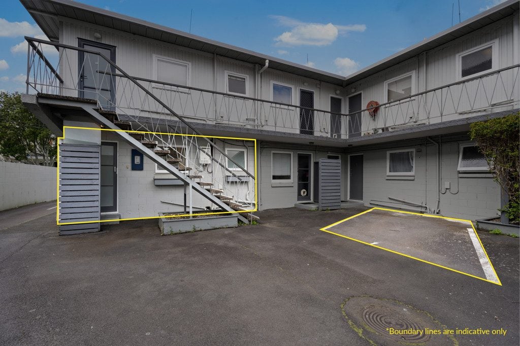 1/3 Sherbourne Road, Mount Eden, Auckland - Carousel 11