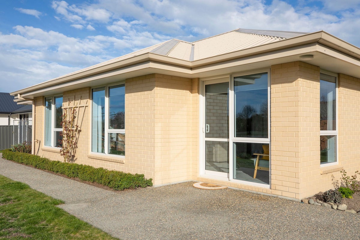 8 Rimu Street, Highfield, Timaru - Carousel 2