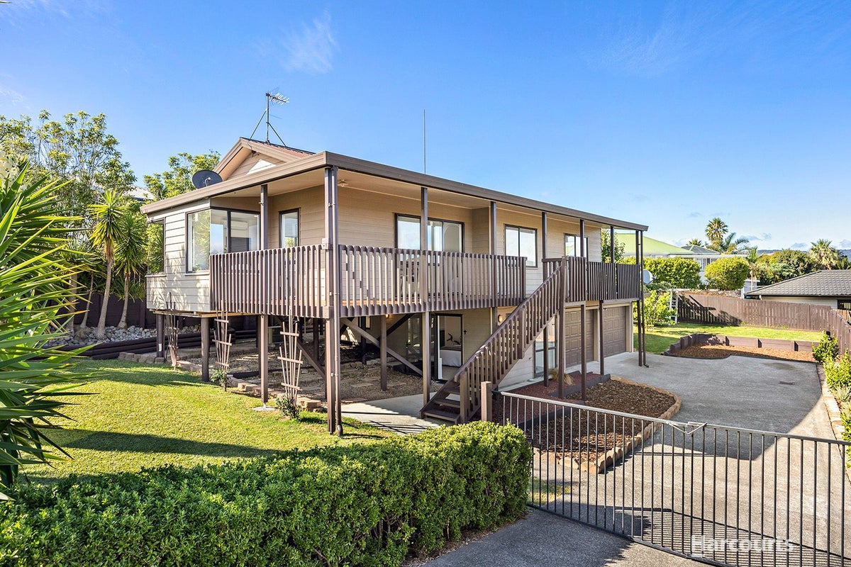 91 Simpson Road, Ranui, Auckland - Carousel 1