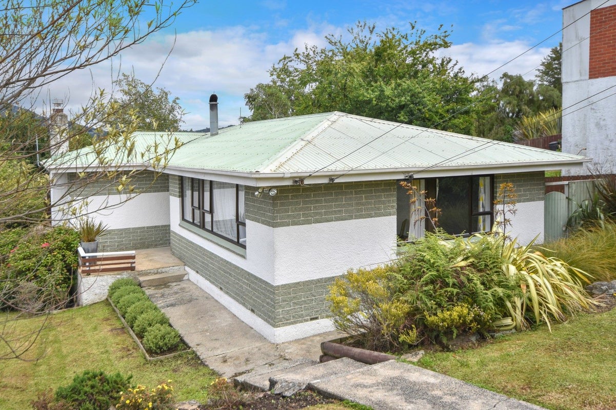 14 Alexander Street, Abbotsford, Dunedin - Carousel 1
