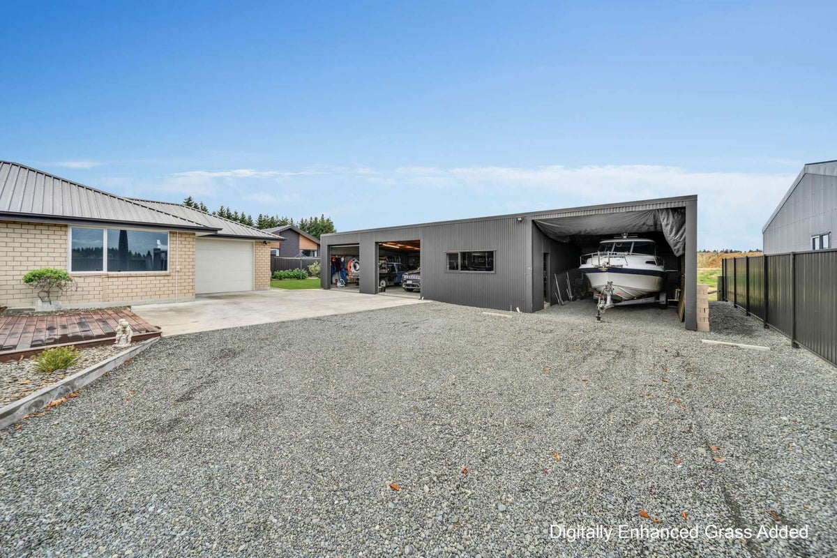 81 Orbell Crescent, Te Anau, Te Anau - Carousel 2
