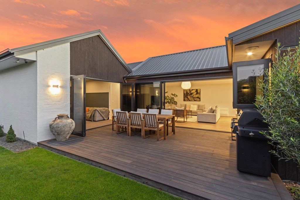 114 Prestons Park Drive, Marshland, Christchurch - Carousel 2